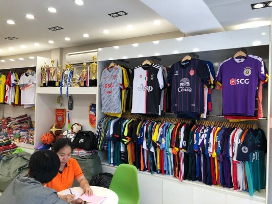 Top 10 shop quần áo bóng đá TPHCM chất lượng