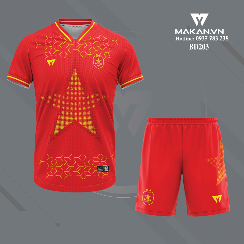 Mẫu áo đấu đội tuyển Việt Nam màu đỏ
