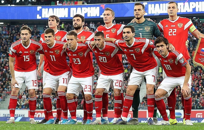 Áo đội tuyển Nga 2022