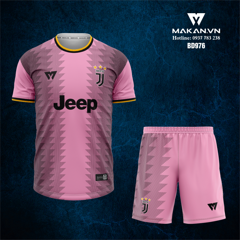 Áo bóng đá màu hồng - Juventus