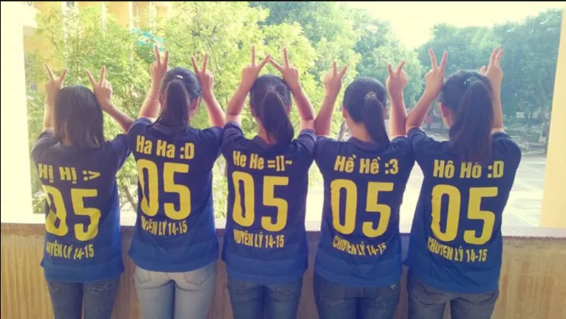 Tên áo đá banh cho cả team SIÊU CHẤT 3