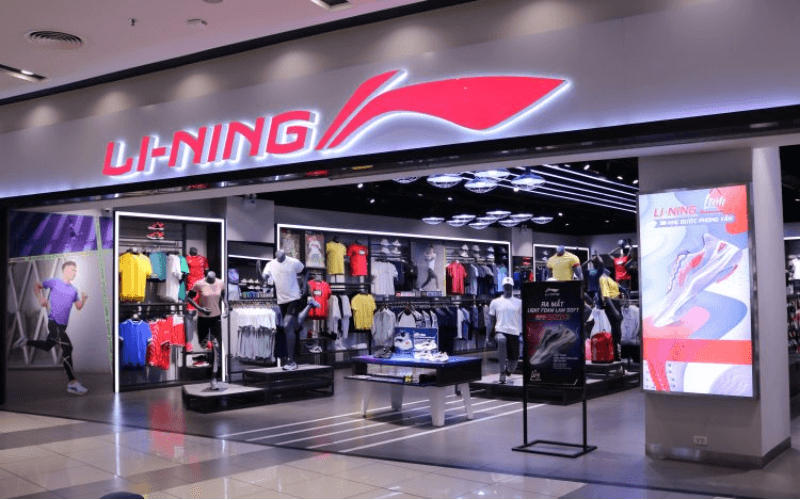 Li-Ning- Shop quần áo bóng đá uy tín