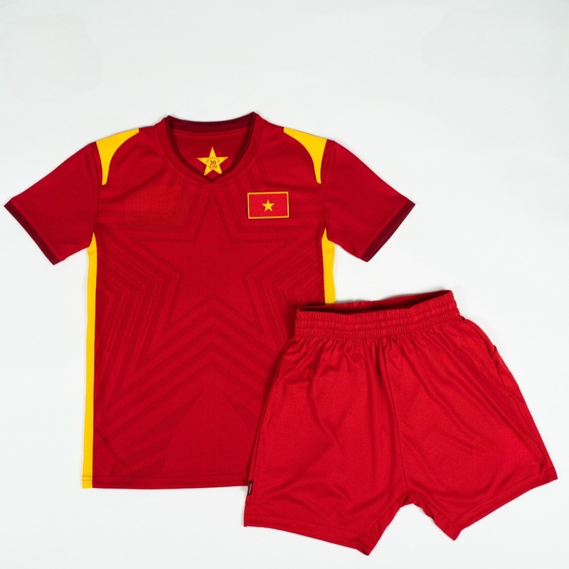Áo bóng đá đội tuyển Việt Nam được yêu thích nhất