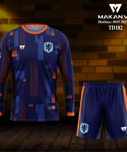 Áo bóng đá tay dài TD182